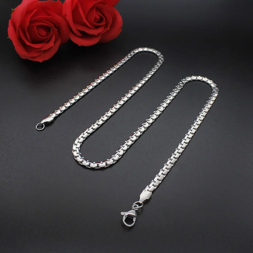 Fashion Simple New Titanium Steel Necklace Domineering Stainless Steel Necklace Men And Women Models Hot Sale