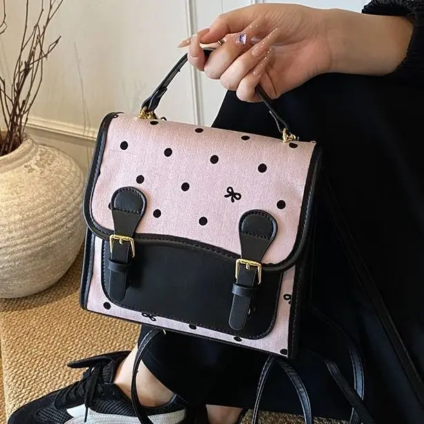 حقيبة ظهر نسائية حلوة لطيفة على شكل فيونكة أنيقة ولطيفة منقط حقيبة يد صغيرة مربعة الشكل للسيدات موضة كورية أنيقة Mochilas Mujer 2025