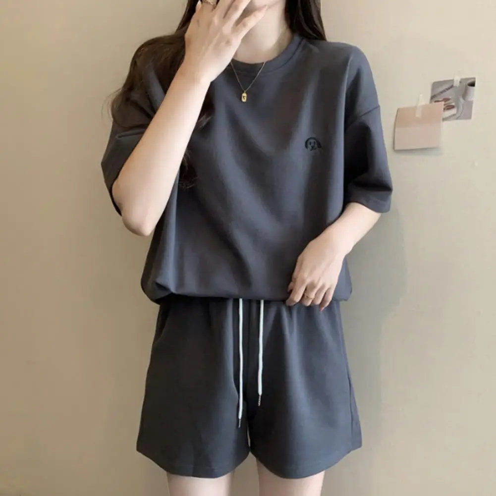 2 Pcs/Set Women Tracksuit O Neck Short Sleeve T-shirt Shorts Set Drawstring Elastic Waist Loose Knee Length Lady Top Shorts Set