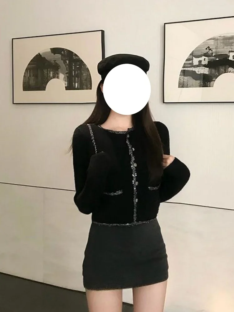 黒のショートニットセーター女性の秋冬ルーズ痩身長袖ソフト快適トップ韓国スタイル通勤ファッション