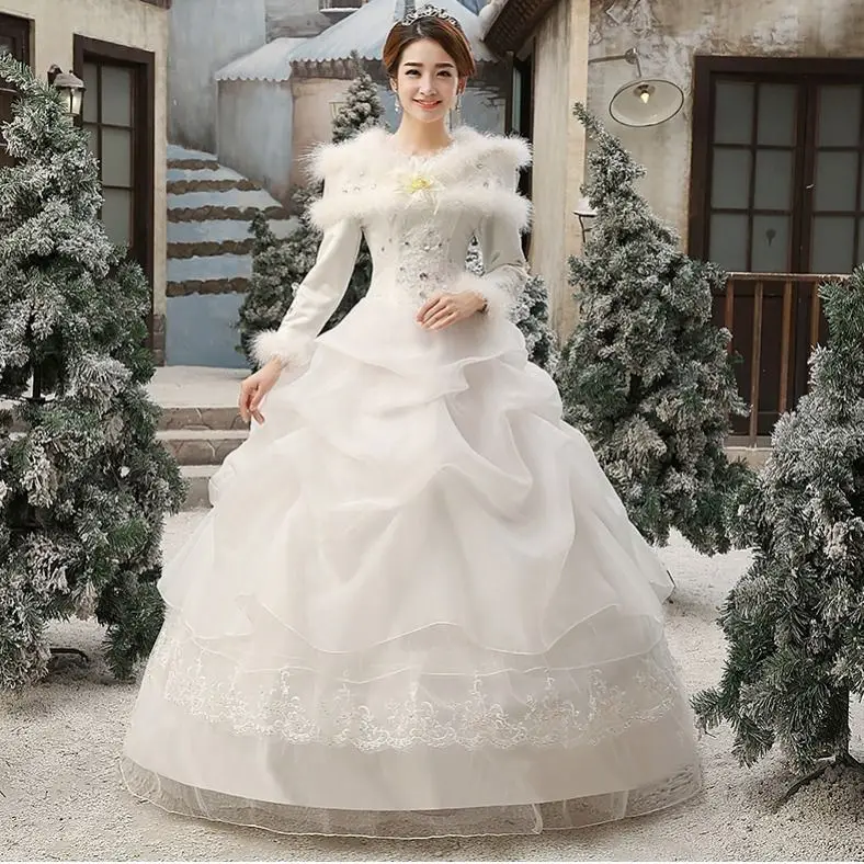 white snow queen feather collar winter Medieval dress Renaissance gown royal princess slash collar Victoria dress Belle Ball