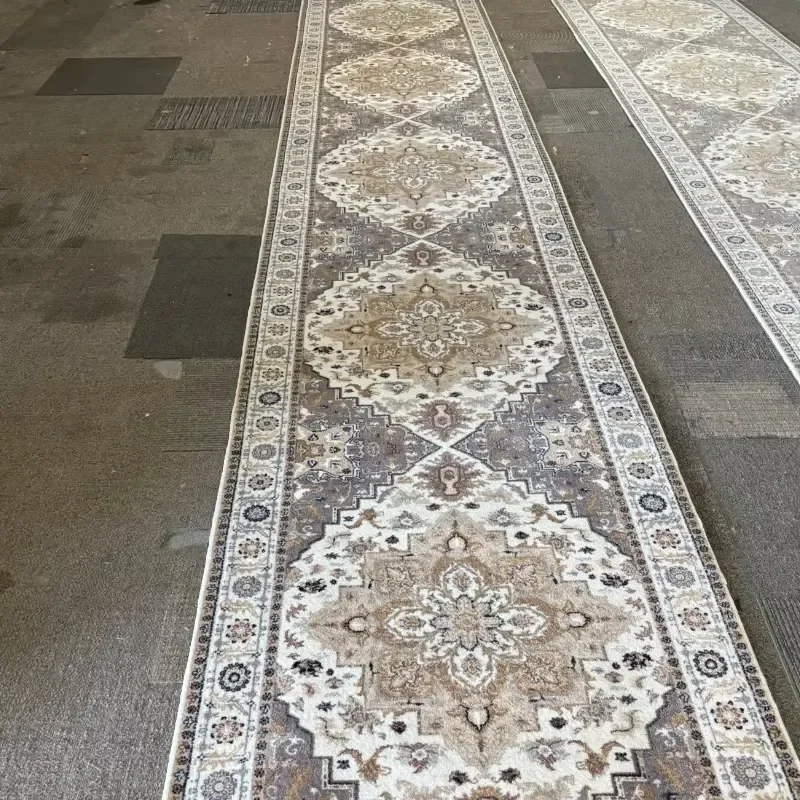 Vintage Distressed Floral Pattern Polyester Carpet Woven Area Rug Machine Washable Non-Slip Soft Low Pile Indoor for Living