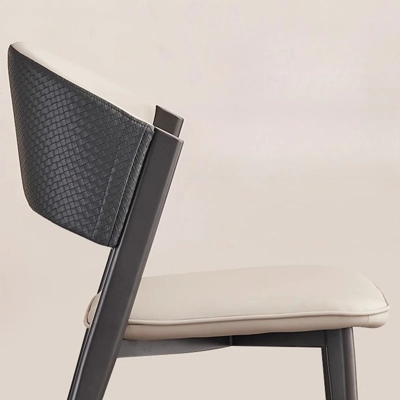 เก้าอี้รับประทานอาหารสไตล์อิตาลีสำหรับห้องนอน เก้าอี้รับประทานอาหารดีไซน์เรียบหรูสำหรับโรงแรม เฟอร์นิเจอร์ตกแต่งบ้านสุดหรู Cadeiras Lscy