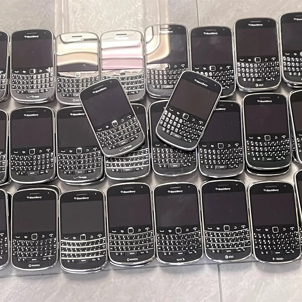 الأصلي Blackberry 9900 الهاتف الخليوي المحمول QWERTY لوحة المفاتيح GSM 2G 3G شبكة 2.8 "شاشة تعمل باللمس واي فاي مقفلة الهاتف الذكي #4