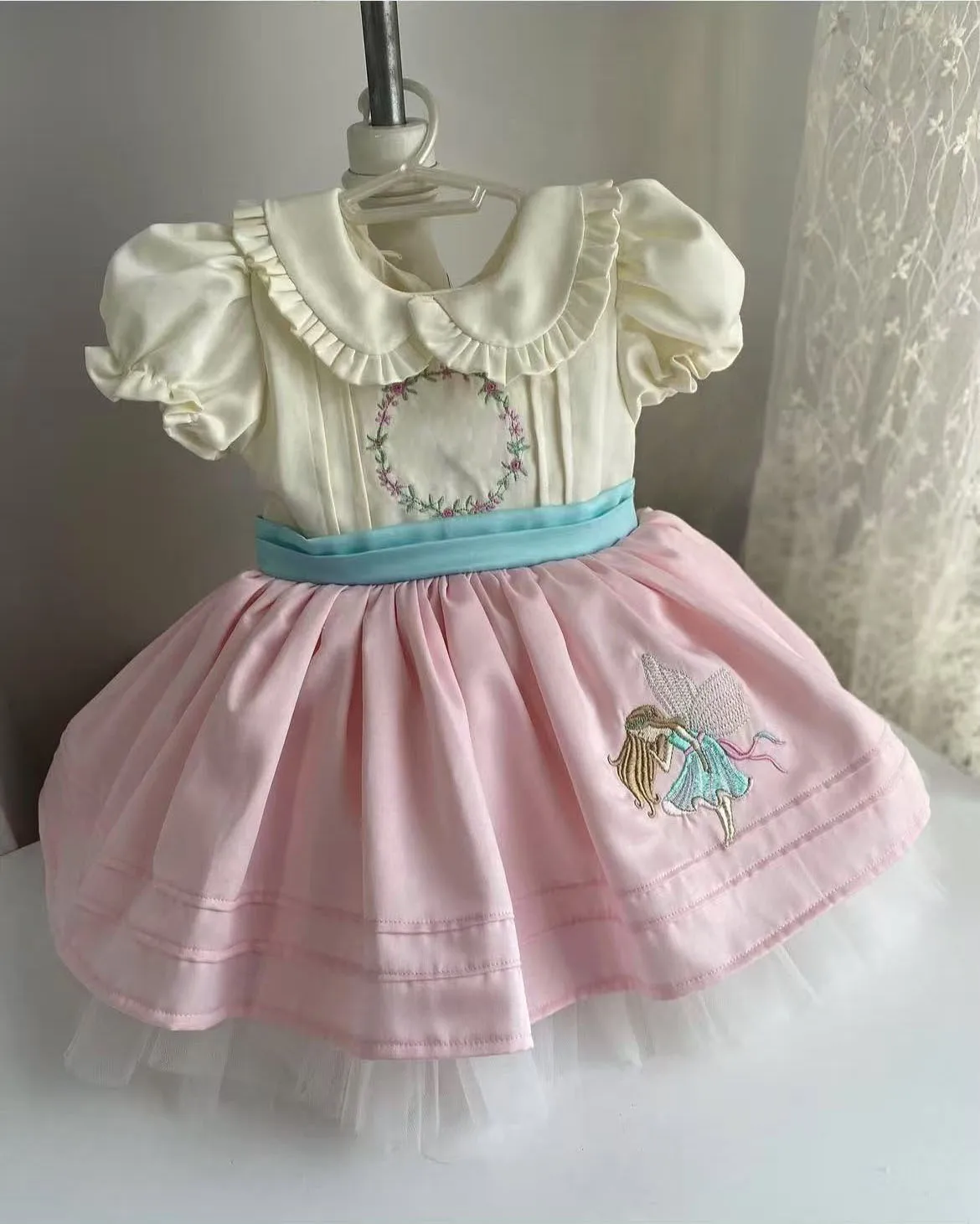 

0-12Y Baby Girl Handmade Flower Embroidery Floral Vintage Princess Red Dress for Holiday Photography B318