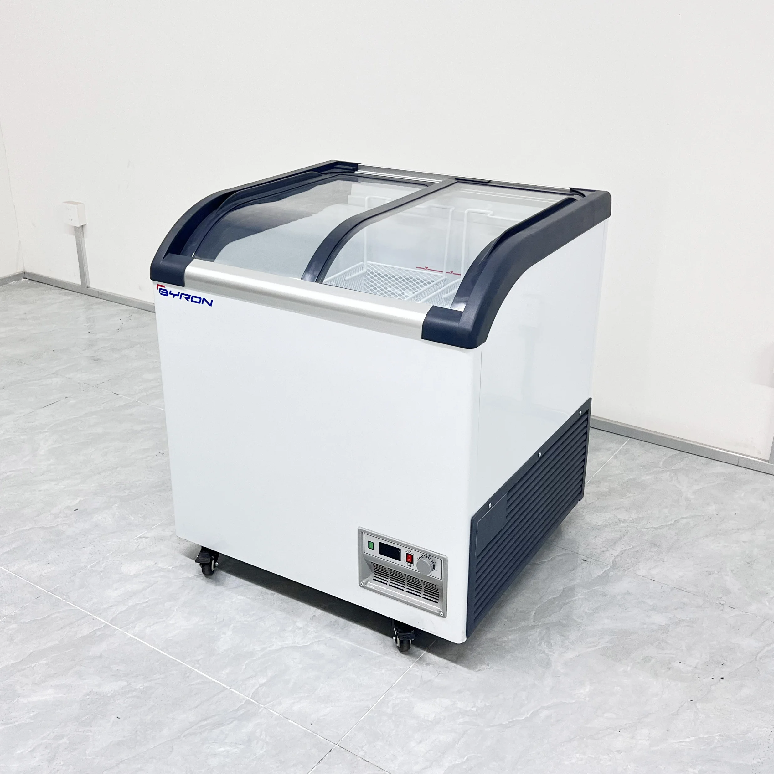 

Коммерческий раздвижной коммерческий оптовый продаж, высококачественный холодильник для мороженого, стеклянная дверь, горизонтальный сундук