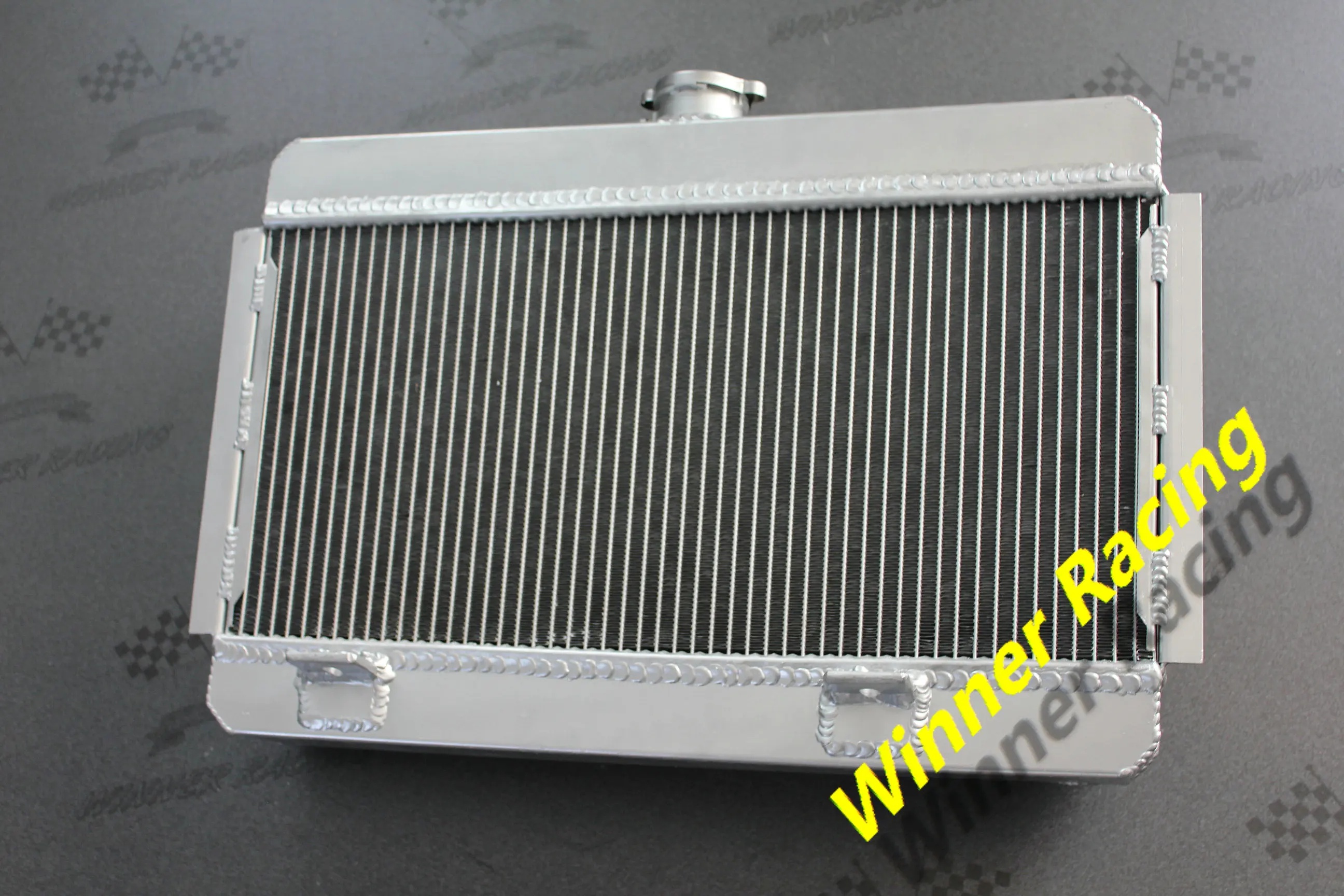 56MM ALUMINUM RADIATOR/fit CITROEN/ DS/ID 1956-1972