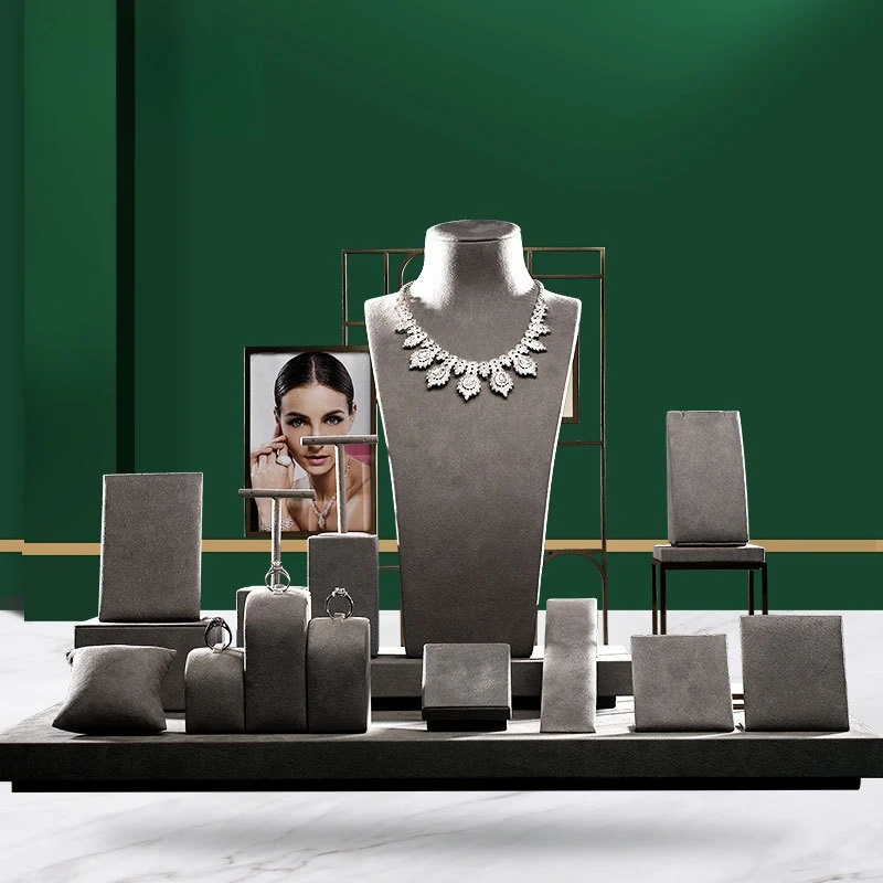 Jewelry display props, diamond colored treasures, rings, necklaces, display racks, big-name style microfiber jewelry