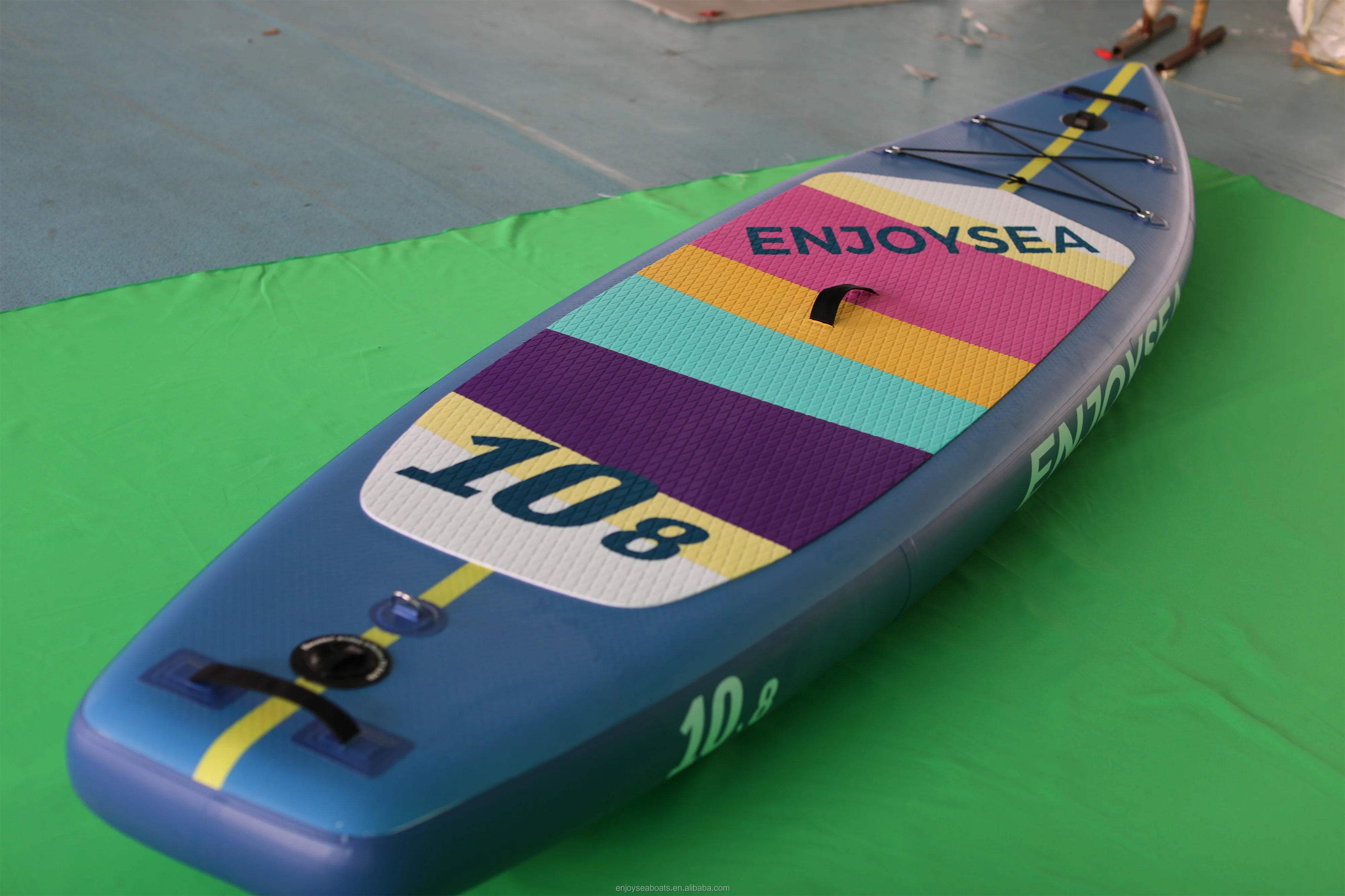 2024 لوح مجداف قابل للنفخ لوح تزلج على الماء لوح ركوب الأمواج والرياضات المائية Isup