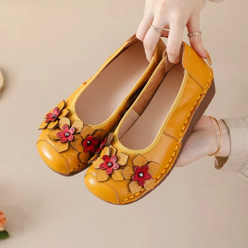 

2025 New Women's Boho Slip-On Moccasins Genuine Leather Wedge Flats Vintage Style Comfortable Ladies Shoes