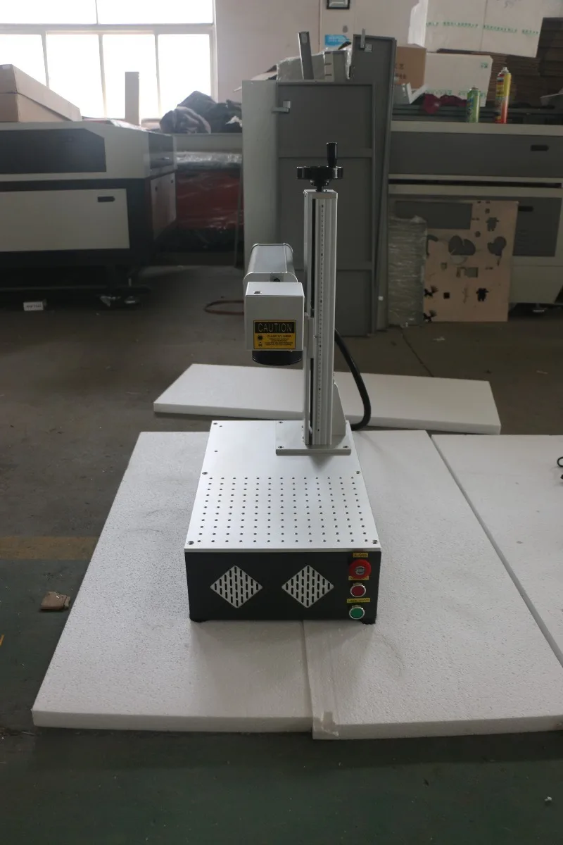 

【Factory Price】Portable fiber engraver 20W 30W 50w Raycus Marking hine with 300*300mm SG7110 Galvo EZCAD Double Red Dot Rin