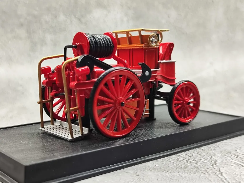 AMER1/43 1900 pompe automobile eletrique Vintage French fire engine alloy model collection gift