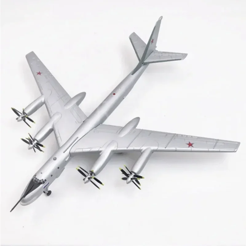 TU-95อัลลอยด์ขนาด1/200ของรัสเซียเครื่องบินรบ tupolev ของสะสมเครื่องบินรบของเล่นชุด F