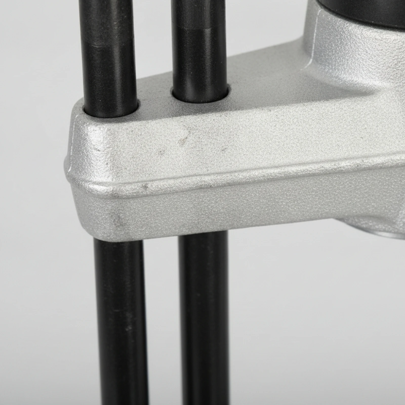 King Pin Press Threaded King Pin Removal Tool Kingpin Removal Tool Easy to Use Press with Adapter Sleeves Versatile
