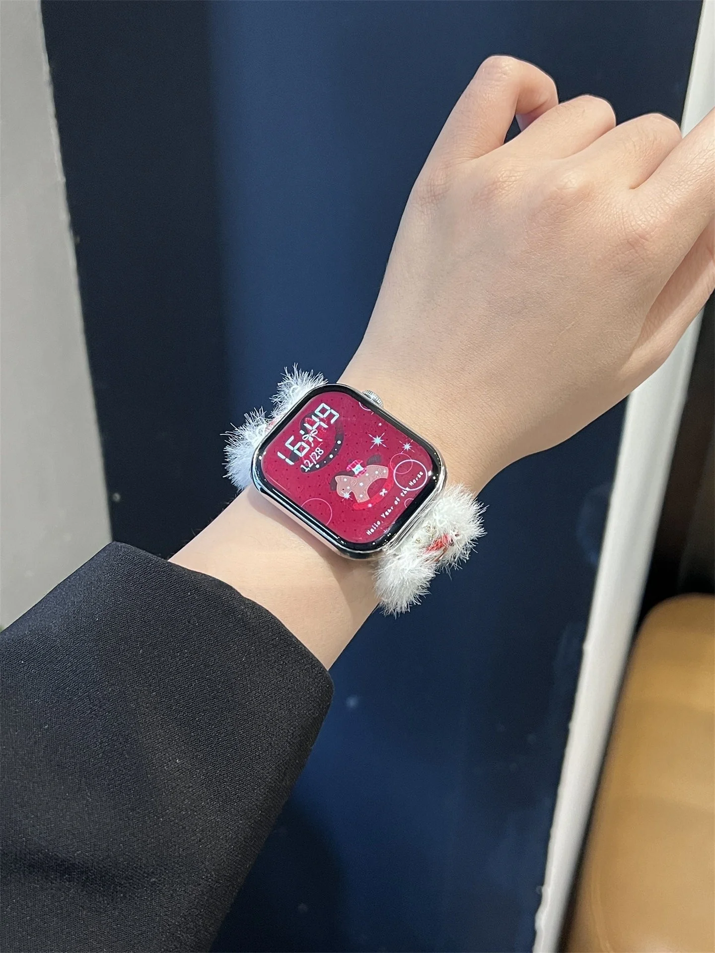 

Autumn and Winter Plush Apple Compatible iWatch Strap 38mm 40mm 41mm 42mm 44mm 45mm 49mm Fashion Strap