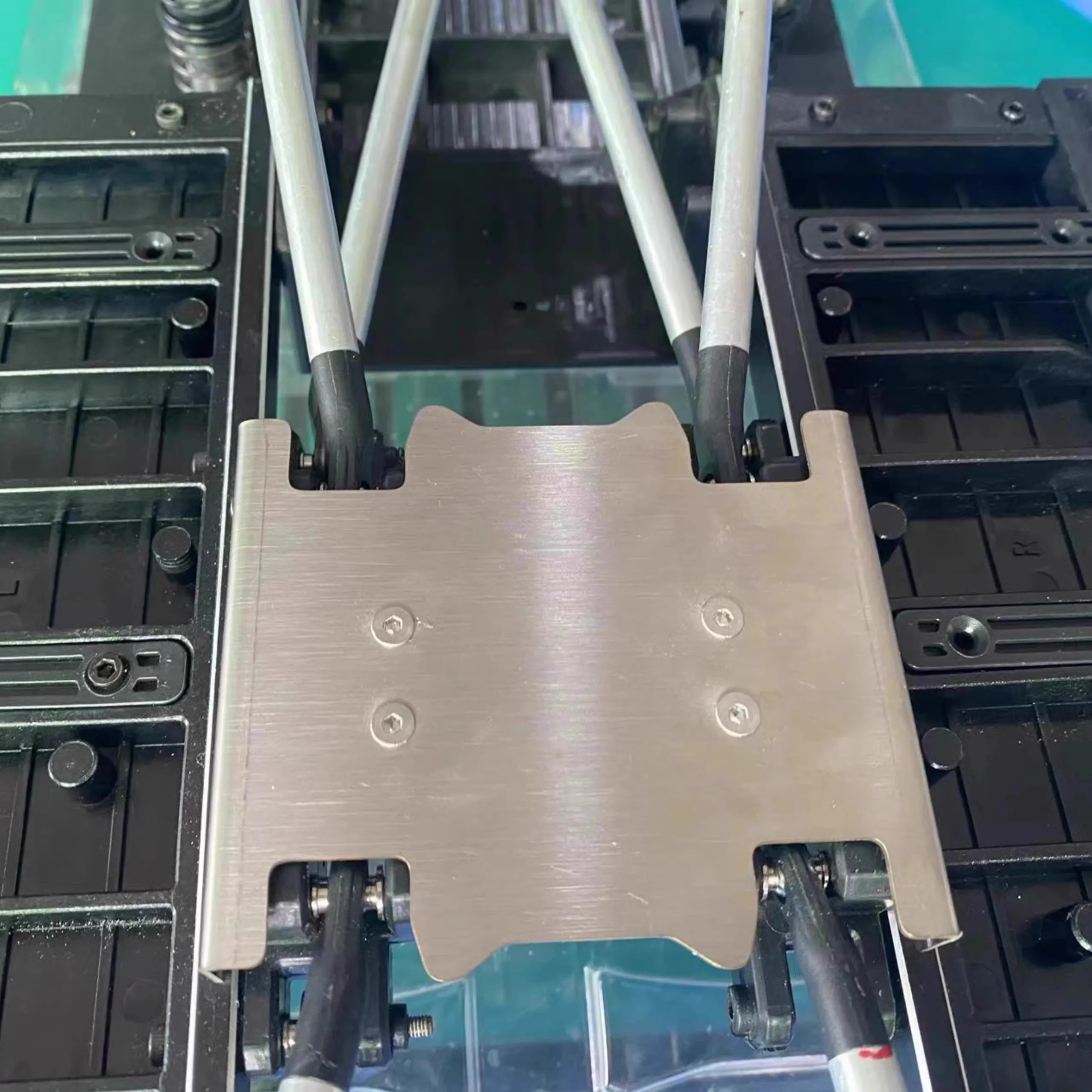 Maker Model CK5811 Wrangler 1/7 RC Climbing Car 304 Stainless Steel Chassis Armor Set