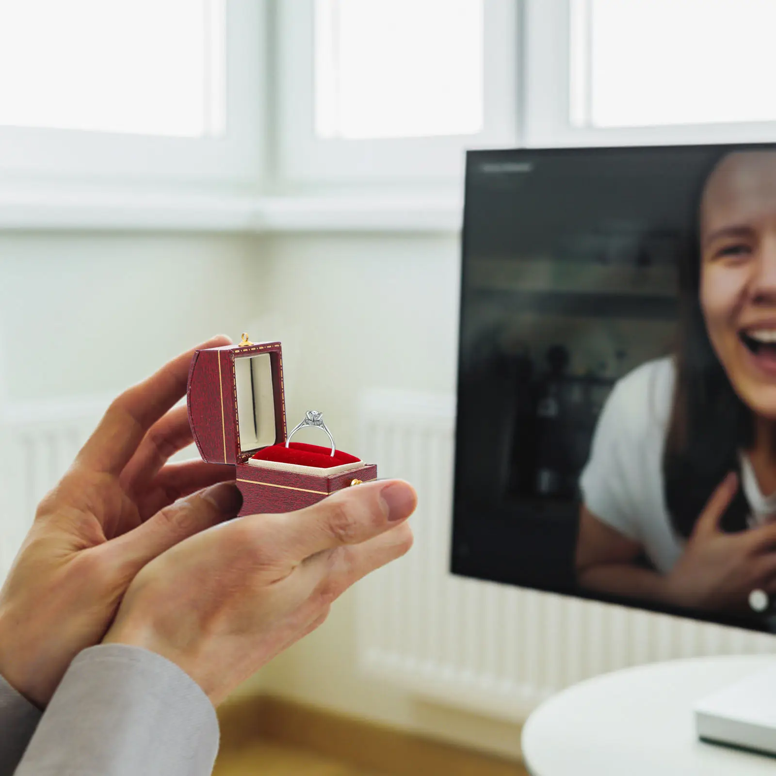 Retro Ring Box Mini Jewelry Storage Case Creative Decoration Organizer Gift Wedding Anniversary Birthday Jewelry Gift