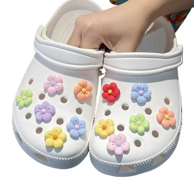 12Pcs Cute Shoe Charms Set for Sandals Clogs DIY Accessories Colorful Fivepetal Flowers Personalized Shoes Decoration