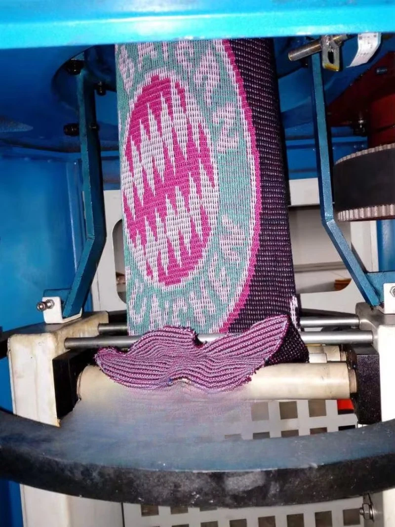 High Quality Automatic Circular Jacquard Warp Double Jersey Knitting Machine with Motor & Engine for Scarf Hats Production