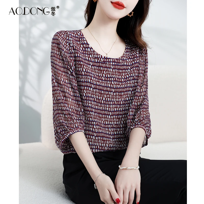 

New senior silk top women's fashion mulberry silk T-shirt round neck sweet little shirt chic chic leisure summer