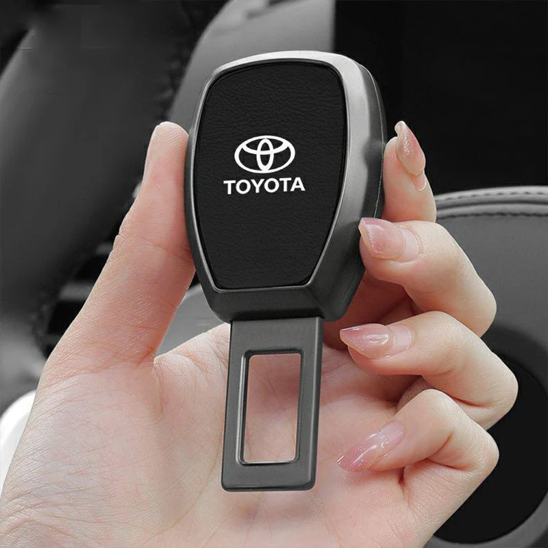 Car Seat Belt Clamp Extender Safety Belt Buckle Car seat belt extender for Toyota Highlander rav4 yaris IZOA Accessories