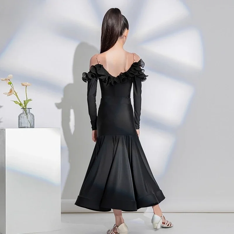 Nuevos trajes de baile latino, trajes de práctica para niñas, trajes negros de baile y actuación de salón de manga larga