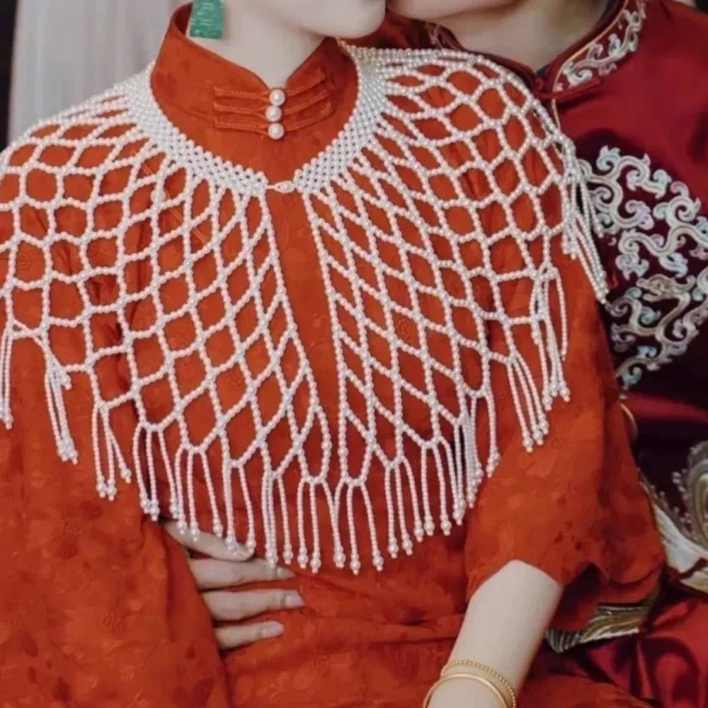 

Elegant Hollow Wedding Pearl Shawl Pearl Tassel Handmade Shoulder Chain Beaded Bridal Wraps Bridal Wedding Dress