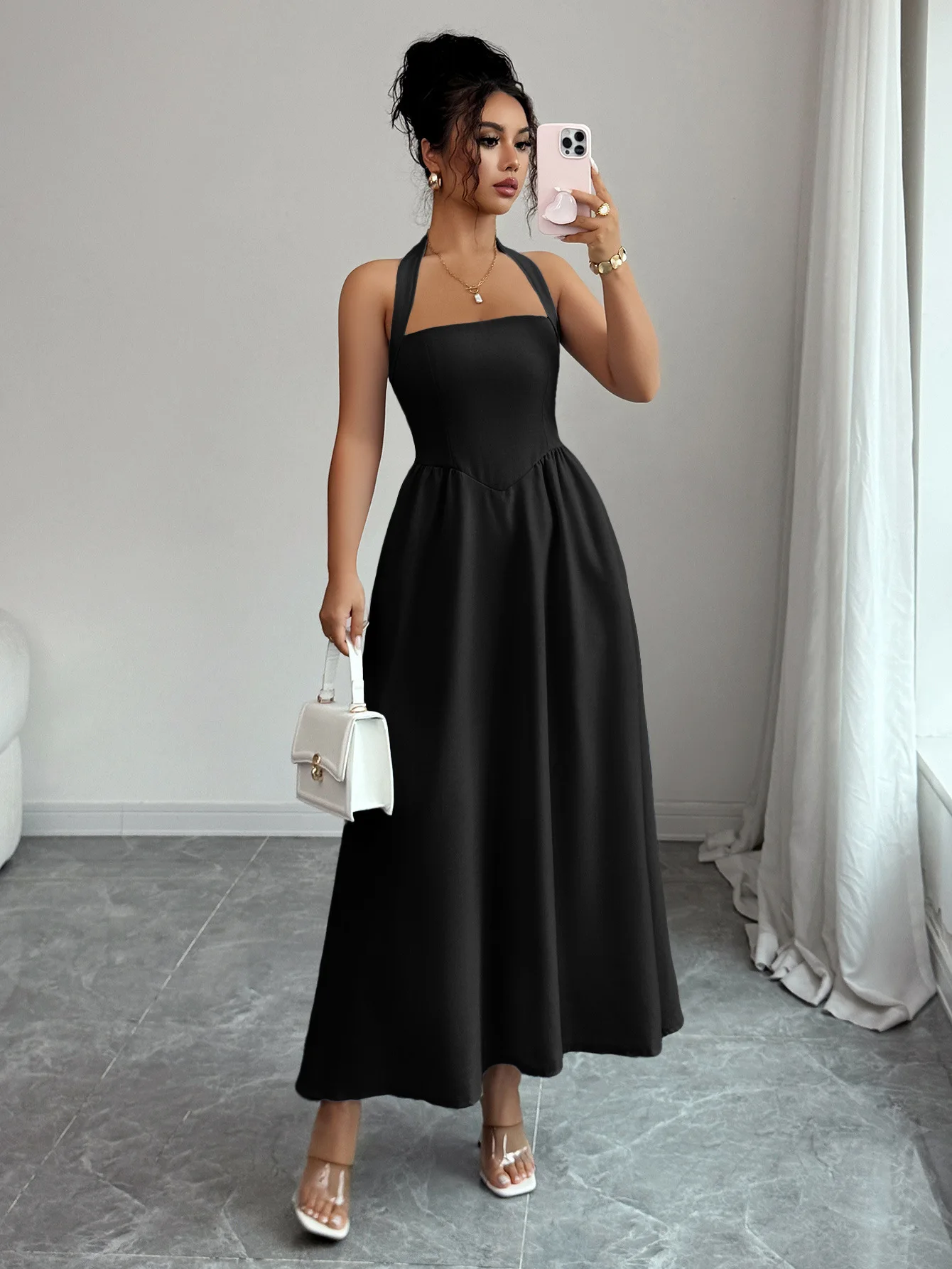 Dames Maxi-jurk Halter Hals Strik Achterkant - close-up view