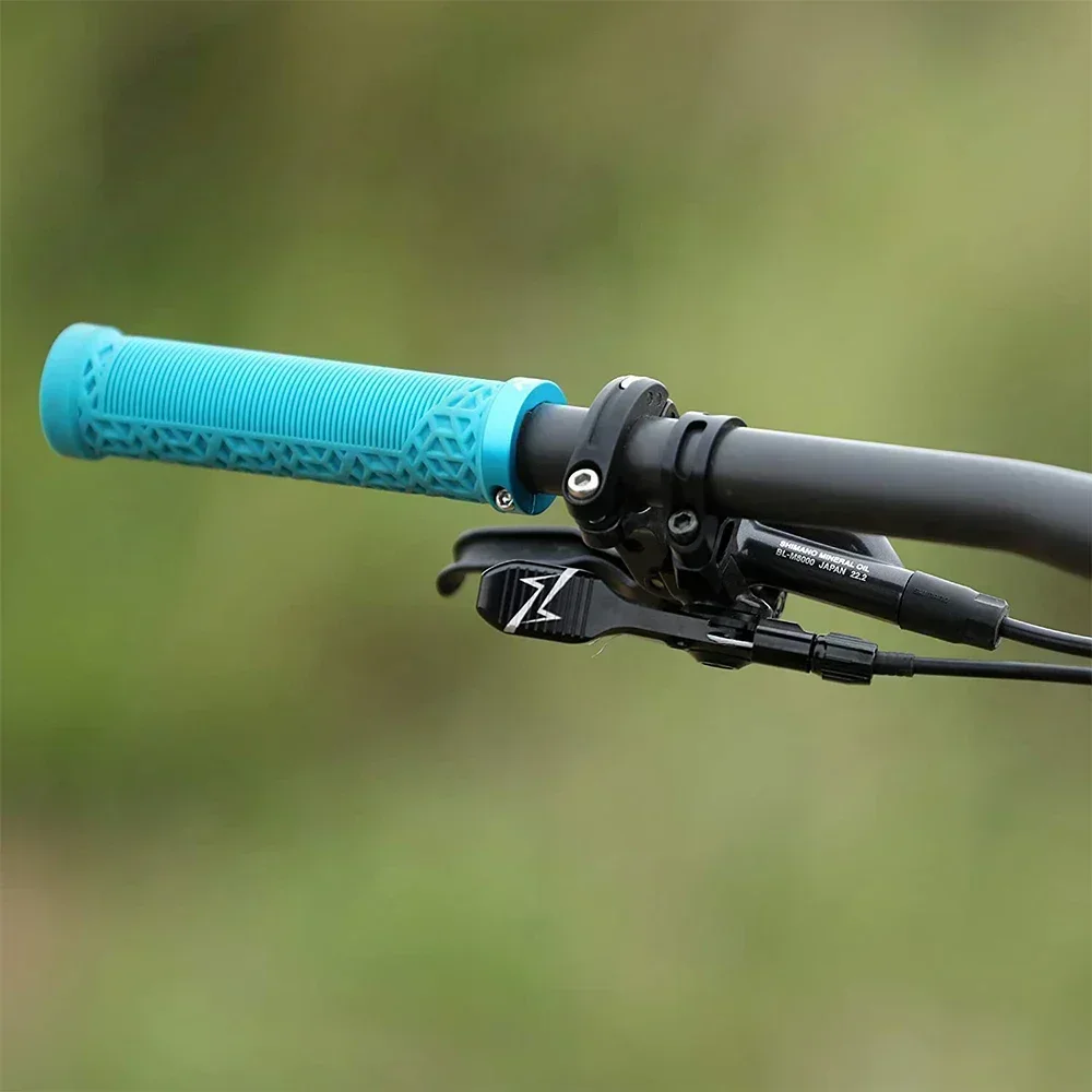 Penitis sepeda gunung Seatpost 4 cara Mount CNC Remote Lever kit cocok untuk eksternal dan Internal Routing droppers