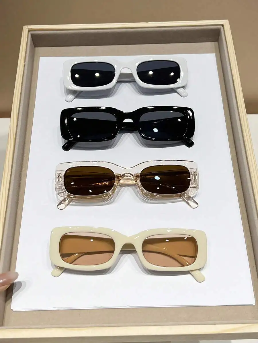 

Набор из 4 модных солнцезащитных очков в квадратной оправе для женщин и мужчин — белый, черный, прозрачный, кремовый цвета.