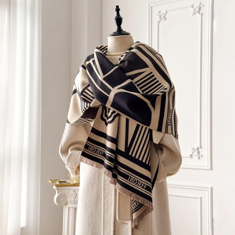 

Double-sided Two-Wear Camellia Geometric Scarf for Women, Cashmere-like Soft Skin-Friendly Thickened Warmth Small Luxury