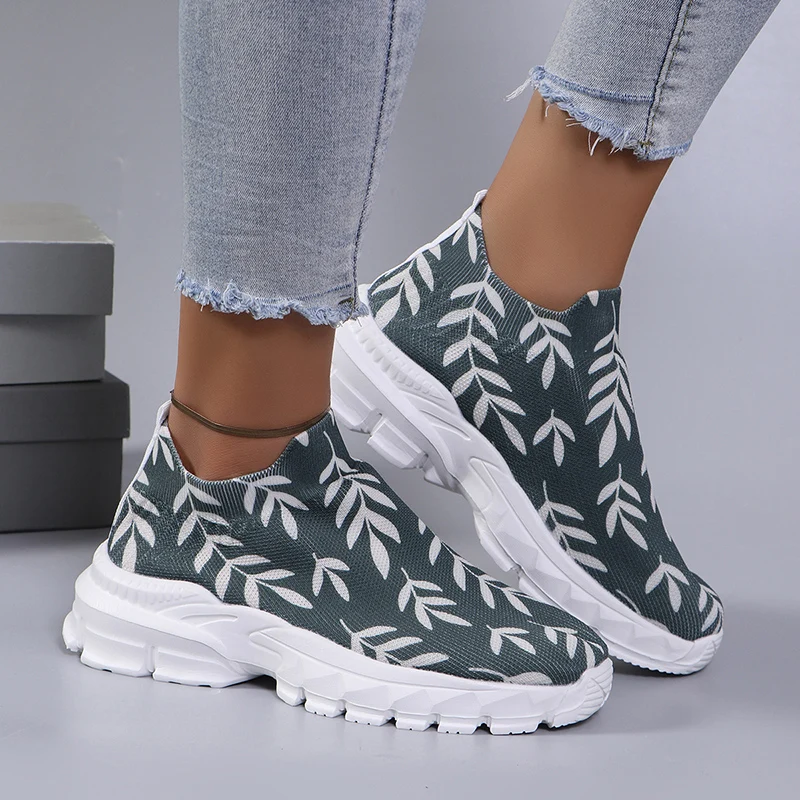 Knitted Breathable Running Shoes for Women 2024 New Green Leaf Printed Platform Sneakers Woman Thick Sole Non Slip Sports Shoes