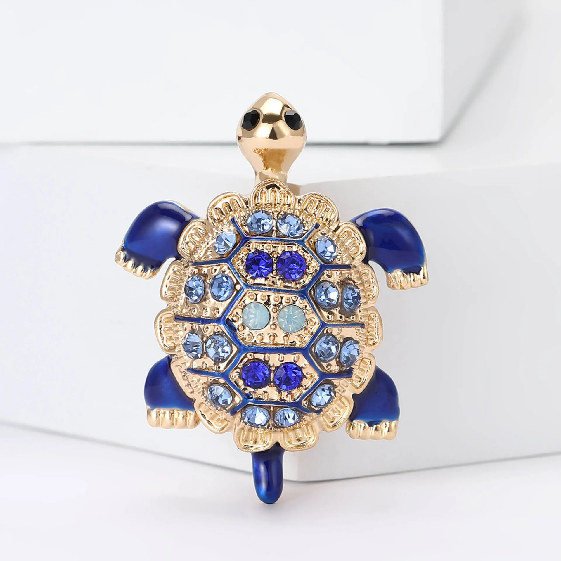 Trendy Rhinestone Turtle Brooches for Women Unisex Enamel Sea Life Pins Banquet Party Backpack Gifts Jewelry Accessories