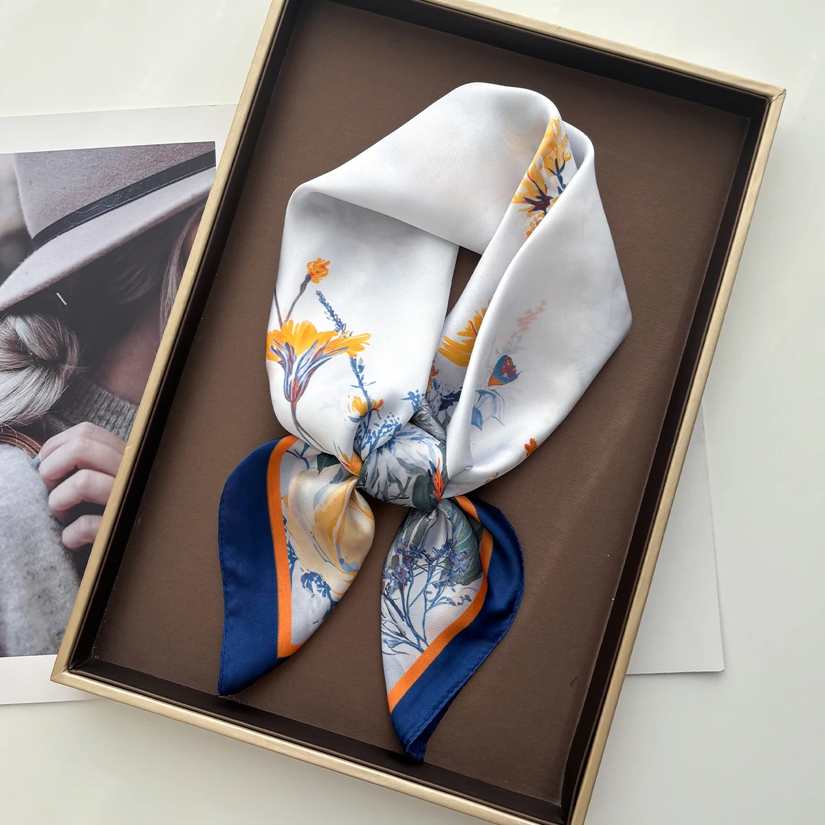 

Роскошный квадратный шарф с цветочным принтом для женщин, элегантный женский хиджаб, шейный платок, шаль для путешествий, мягкие шелковые шарфы с имитацией пятен