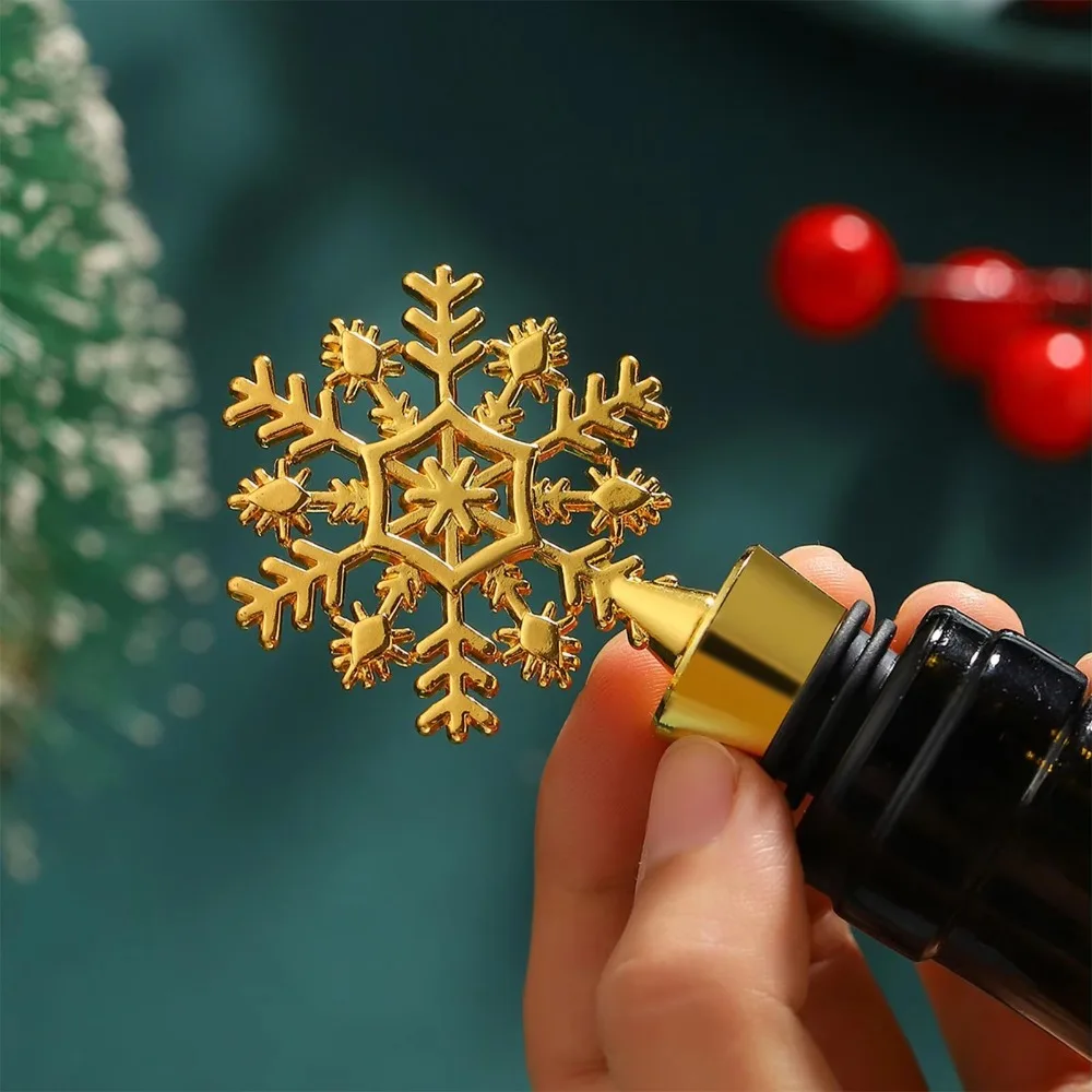 Deer Snowflake Tree Shape Christmas Wine Stopper Zinc Alloy Sealed Wine Preserver Cap Decorative Gold/Silver Wine Cork New Year