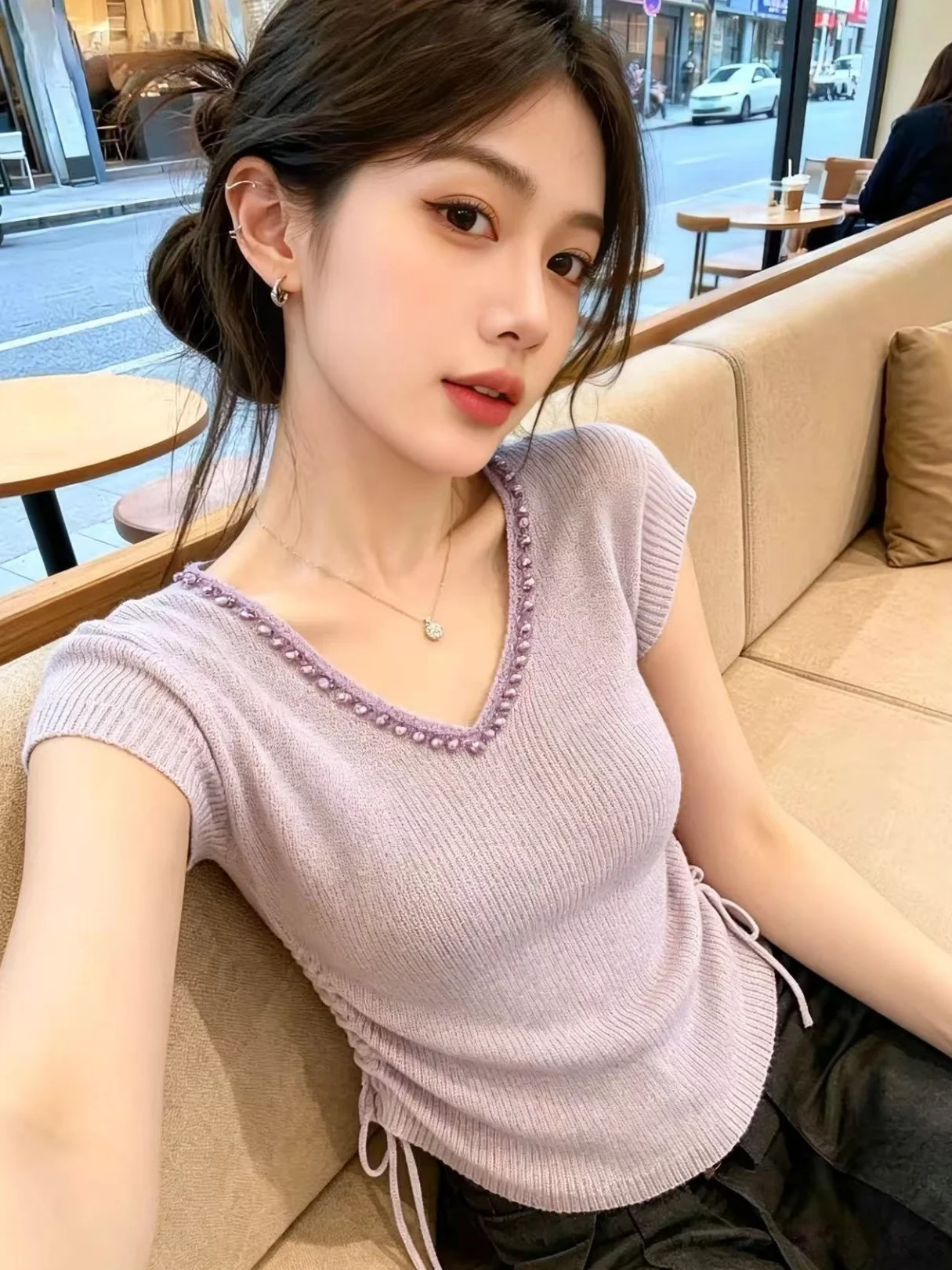 

Slim Fit Diamond Embellished V-Neck T-Shirt Women's Summer New Style Drawstring Waist Tie Flying Sleeve Soft Style Top