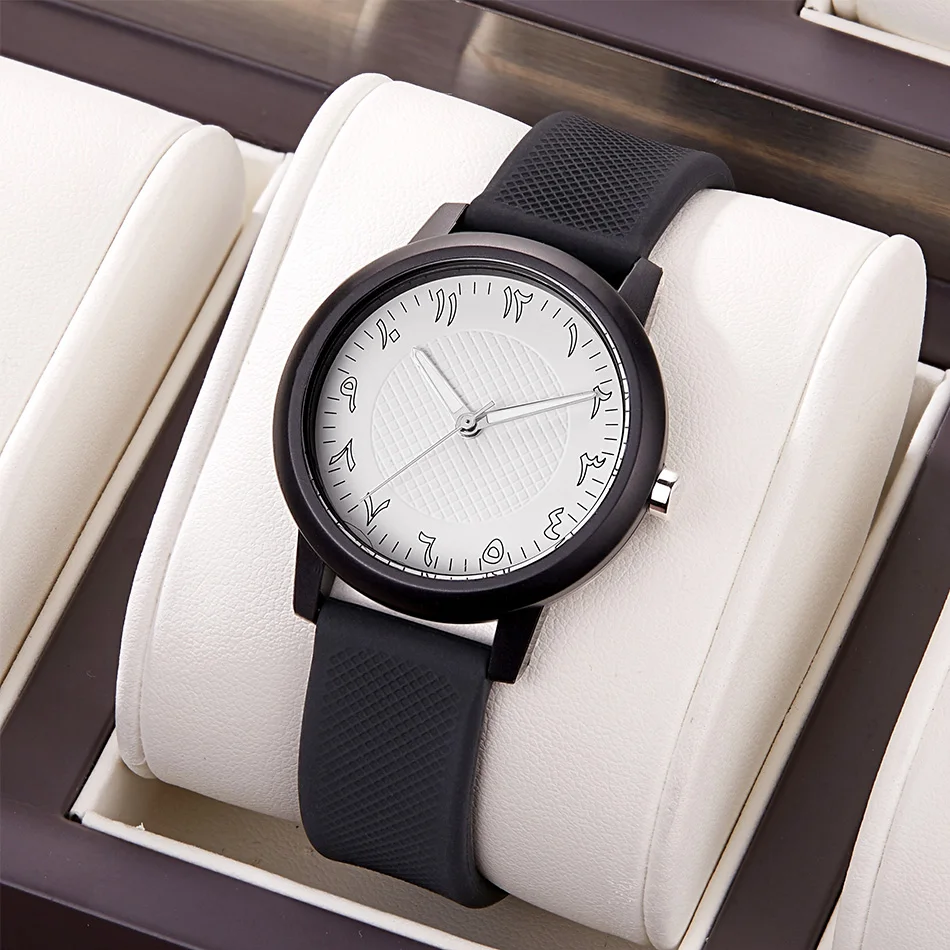 

New Round Men's Watch Arabic Numerals Dial Water-Resistant Stylish Women's Watch Water-Resistant Quartz Minimalist Fashion Style