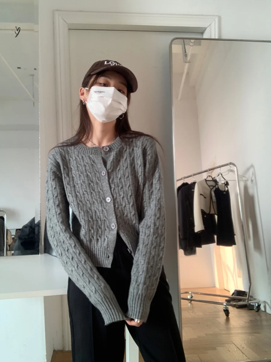 Women\'s Short Knitted Sweater Cardigan Autumn Winter Inner Wear College Style Grey Red Twist Knit Top Button up Korean Style