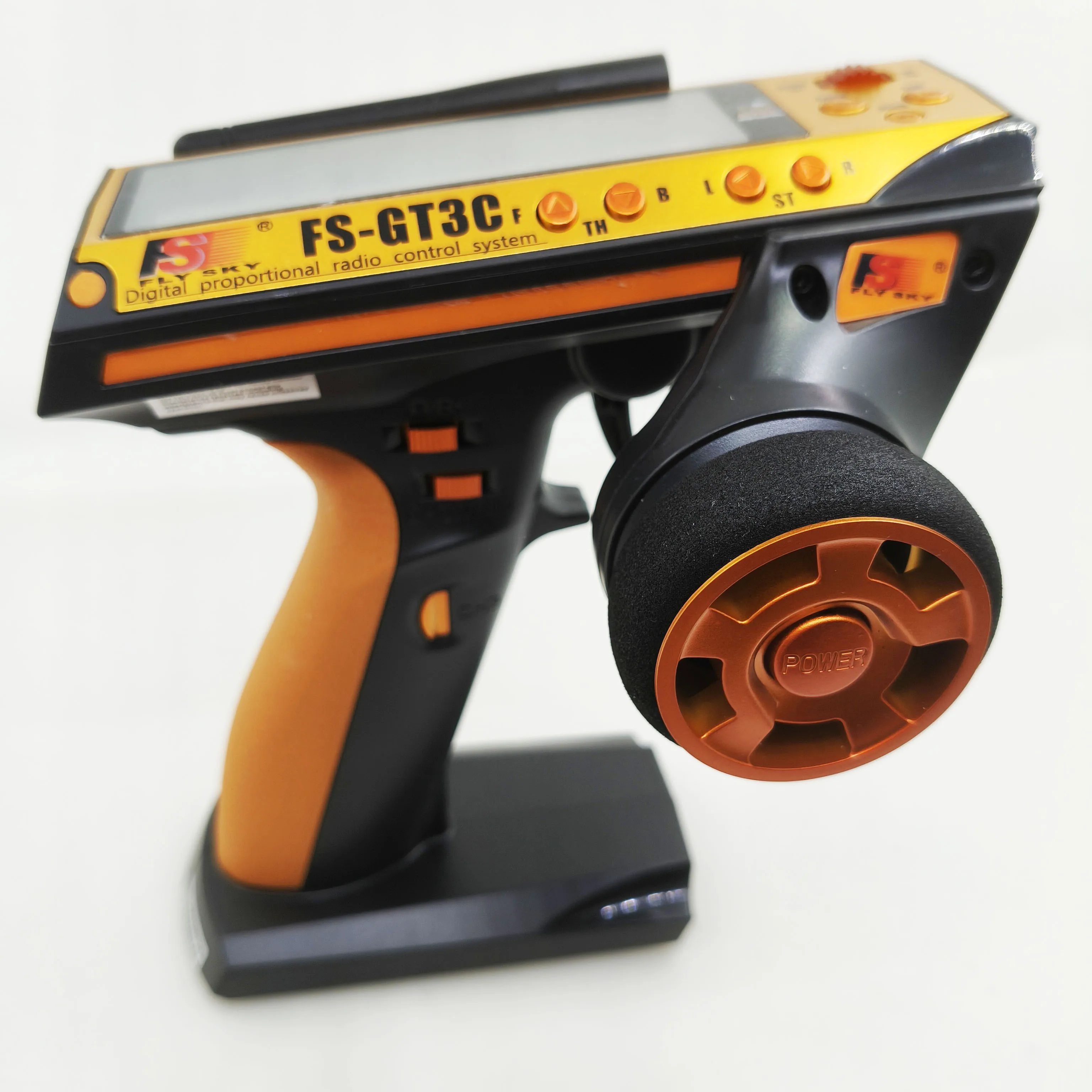 

Flysky FS-GT3C 2.4G 3CH Radio Controller with GR3E Receiver with battery for RC Car