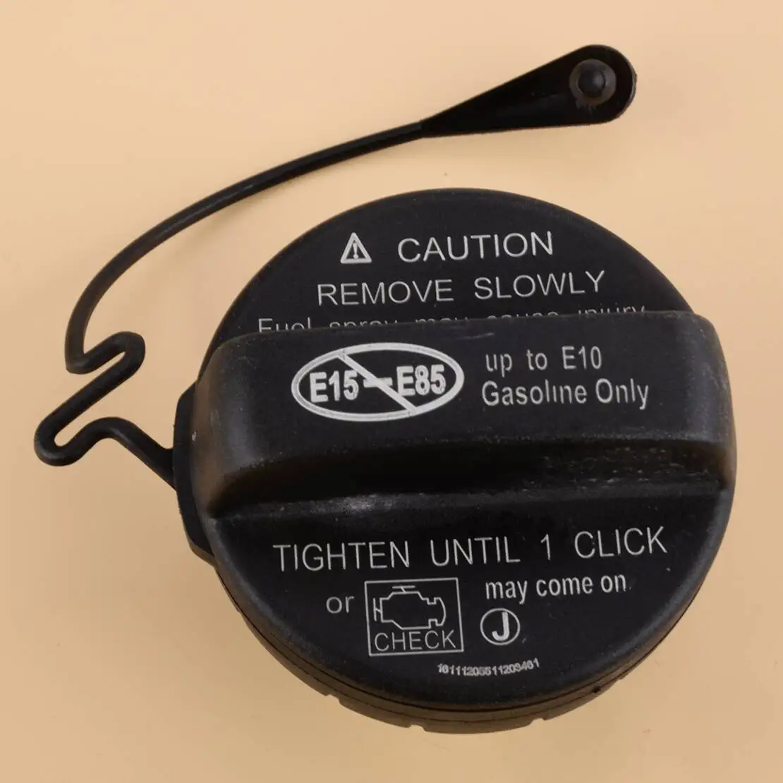 77300-75010 Gas Tank Fuel Filler Cover Screw On Cap with tether Black fit for Toyota Camry Prius 2010 2011 2012
