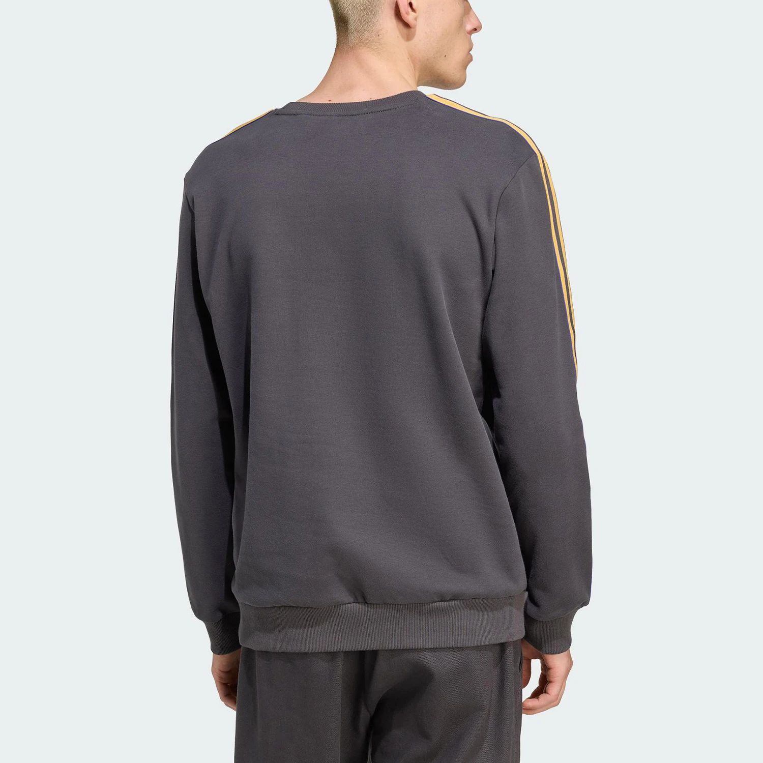 Adidas Originals MUFC ICON SWT Mens Retro Long Sleeve Sweatshirt JN2824