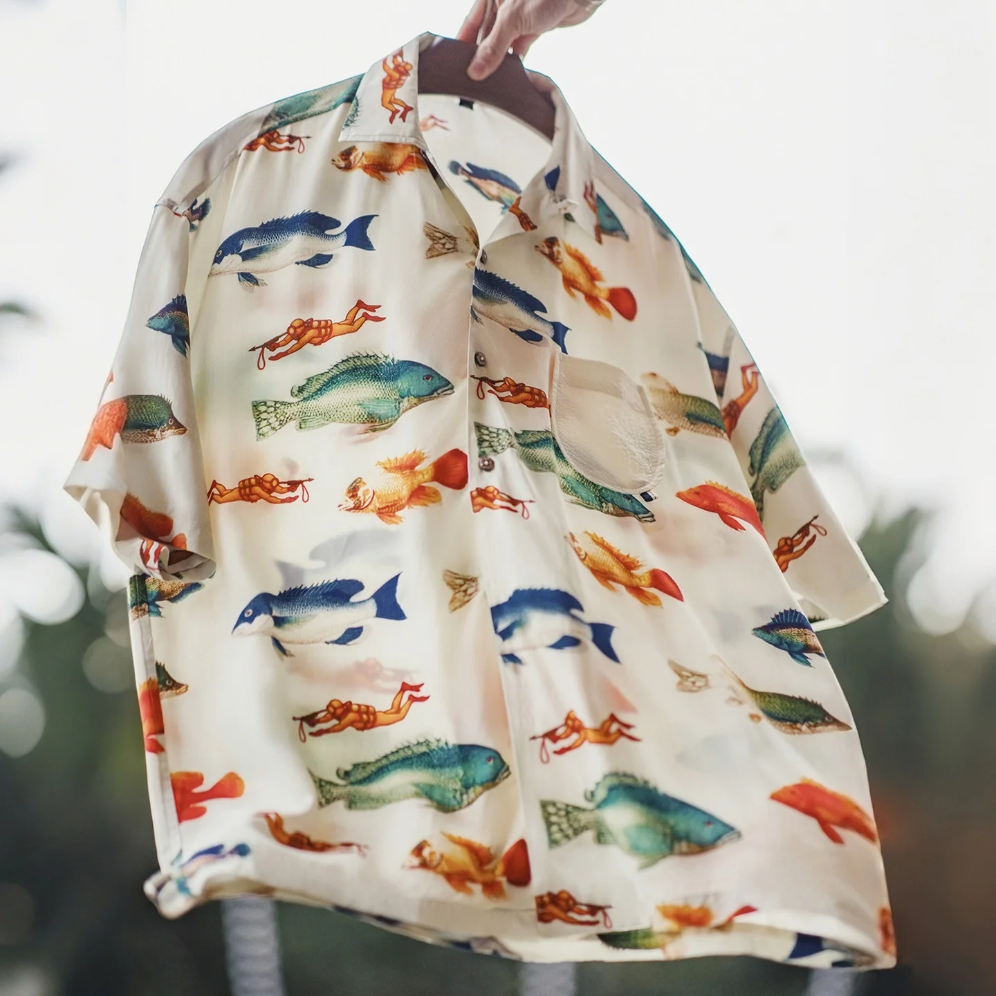 Maden Men's Retro Hawaiian Fish Print Cuban Collar Shirt Loose Short Sleeve Casual Lightweight Summer Beach Cuban Collar Shirts