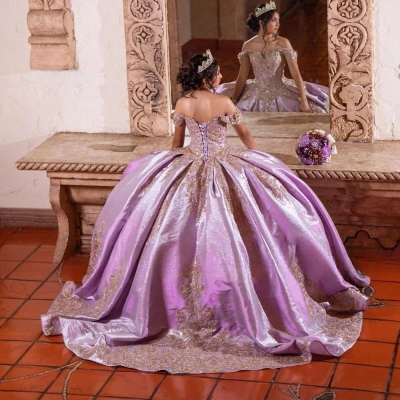 Luxury Purple Quinceanrea Dresses 2023 Lilac Golden Lace Applique Sweethear Princess Sweet 15 16 Year Birthday Party Gown Gift