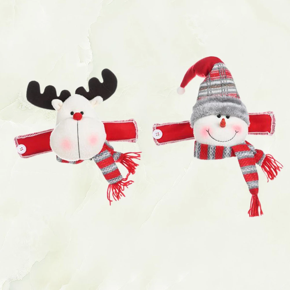 

2Pcs Christmas Curtain Buckle Premium Cloth Material Bright Color Cartoon Design Festive Decor for Window Curtain Hanging