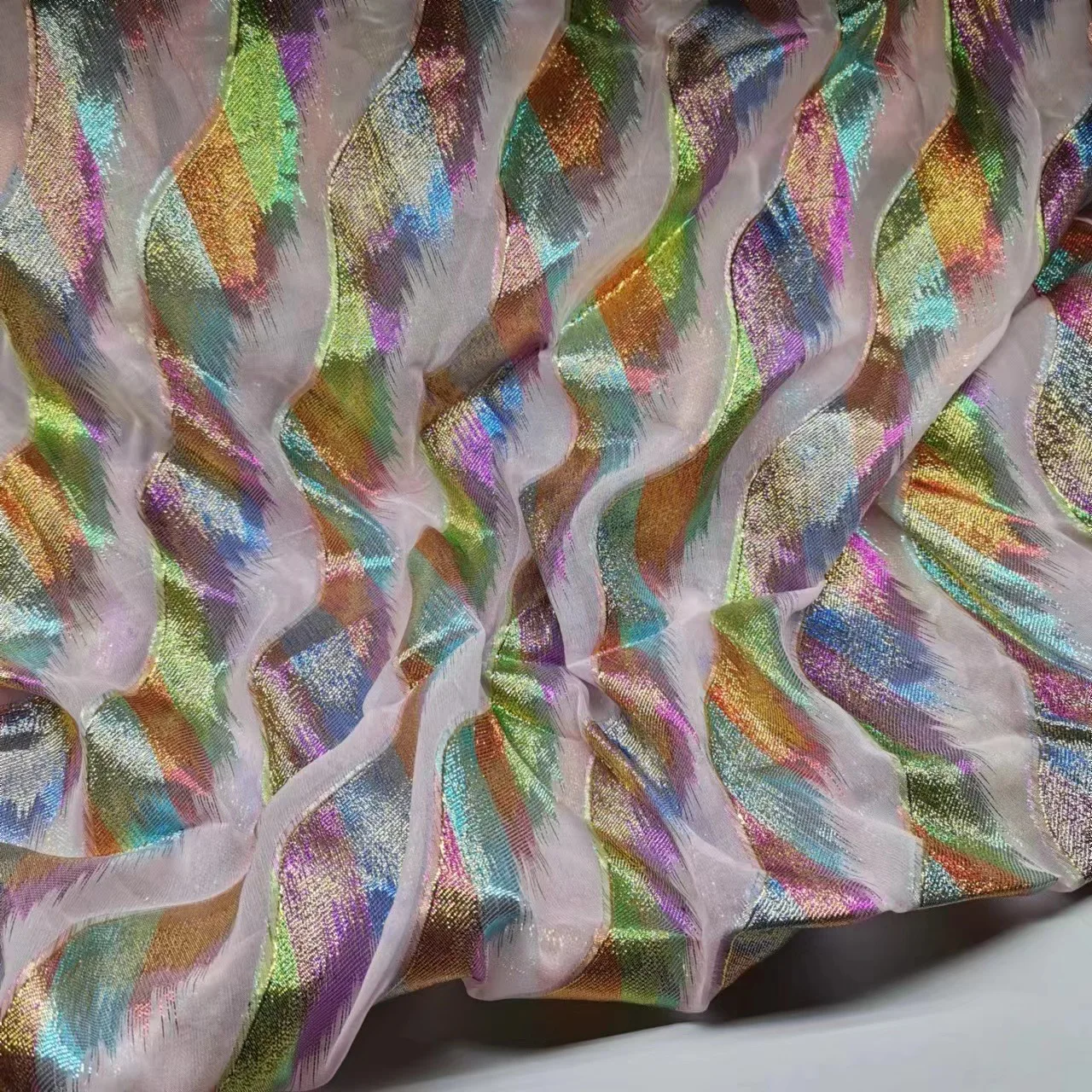 

Ширина 110 см, 10 мм, блестящая красочная тонкая шелковая ткань из жоржета для летнего платья, блузка, брюки, швейный материал «сделай сам», R1942