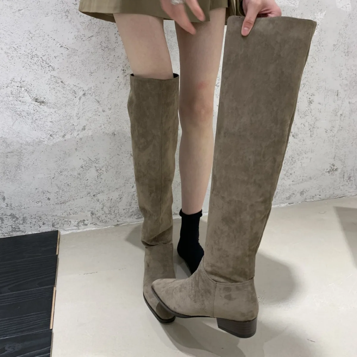 Winter 2022 New Pointed Toe Pile Boots Look Slim and Show Long Legs Over-the-knee Boots, Suede Western Cowboy Boots, Thigh Boots