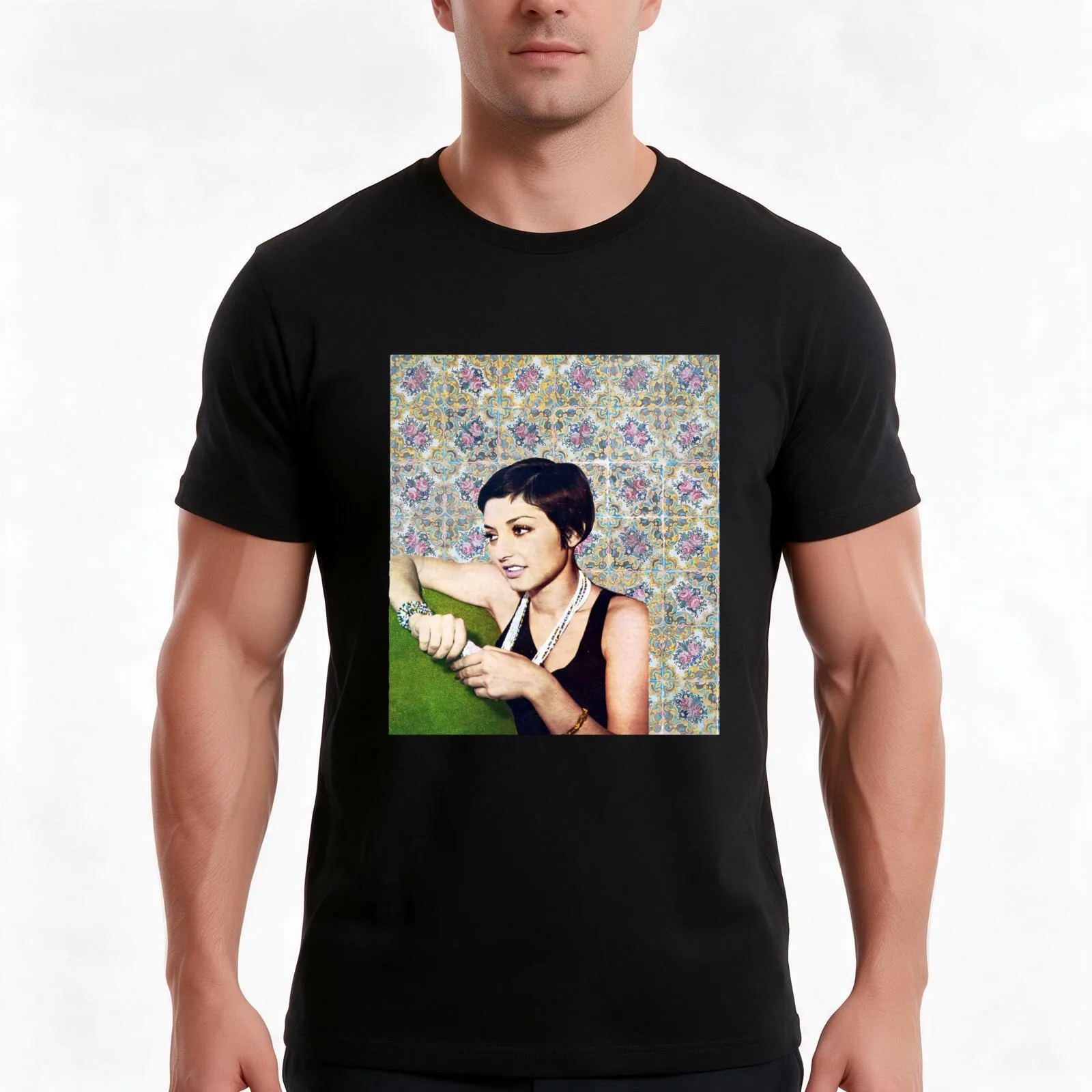 Googoosh Chilling on a Couch T-Shirt Summer Casual Cotton Tee Oversized Streetwear Tops Vintage Graphic Print 100% Cotton