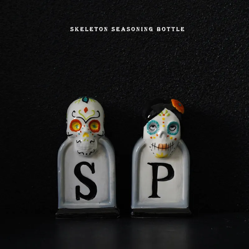 Day of The Dead Sugar Skull Salt and Pepper Shakers Set Gothic Tombstone Ceramic Seasoning Bottles Halloween Party Table Decor
