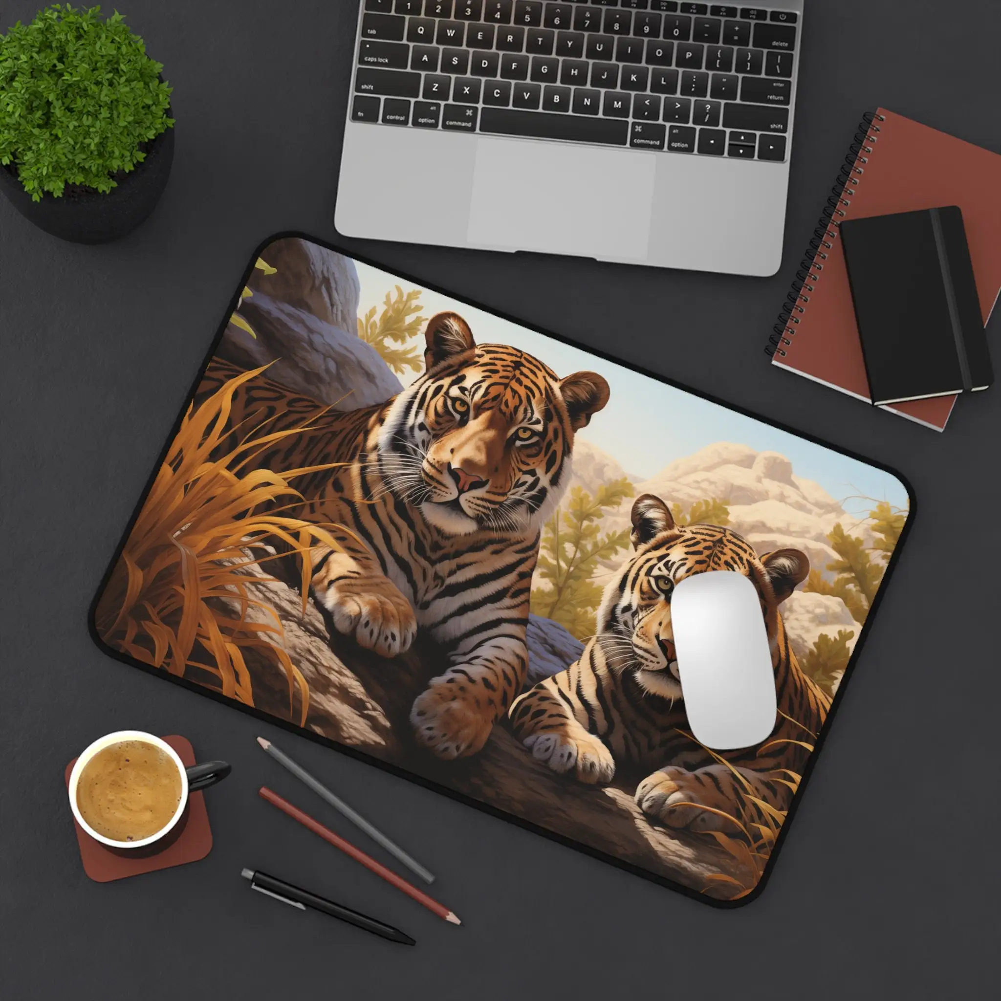 Коврик для стола Bengal Tiger, нескользящий и водонепроницаемый коврик для мыши, коврик для декора офисного и игрового стола, идеальный подарок для друзей.