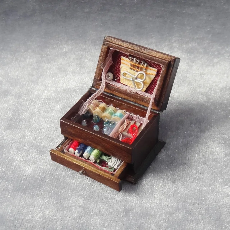 

1:12 Изысканные аксессуары для кукольного дома, мини-мебельный аксессуар, сцена швейной машины, старомодный швейный комплект, игрушки для кукольного домика